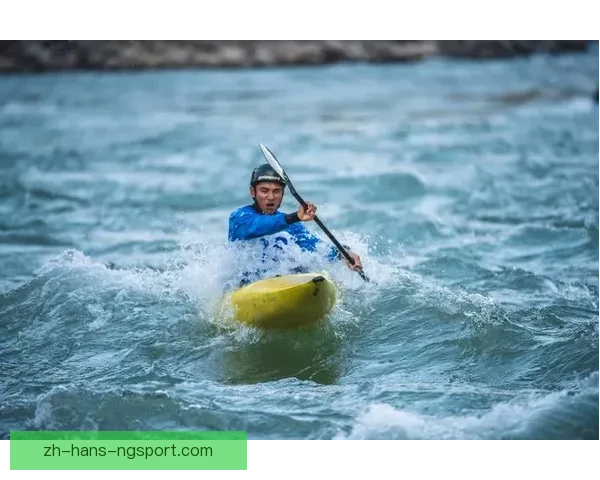 皮划艇竞速:挑战极限的水上之战 皮划艇竞速:挑战极限的水上之战