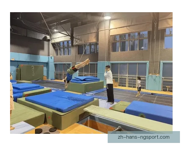 跳水学习视频大全：全面指导，轻松掌握跳水技巧