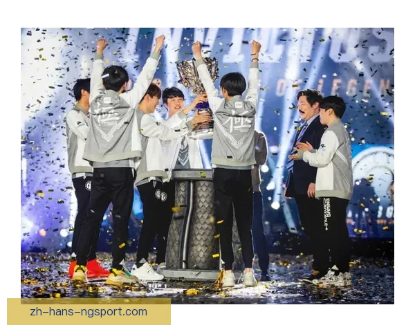 铸剑华彩，剑指世界冠军！